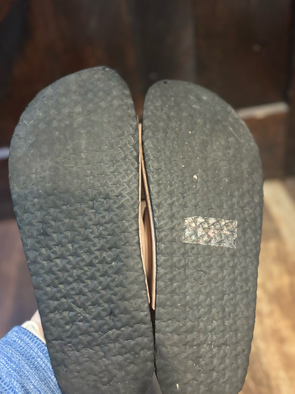 Sandals - Picture 3 of 4